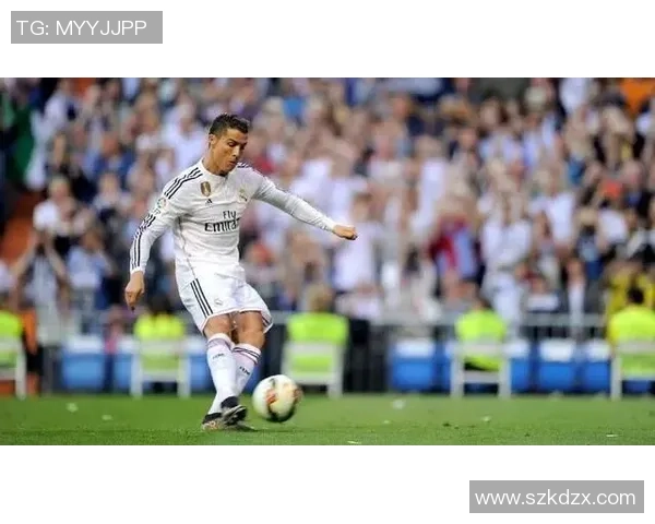 全球足球巨星特色大揭秘:从梅西的低调魅力到C罗的拼搏精神 全球足球巨星特色大揭秘:从梅西的低调魅力到C罗的拼搏精神