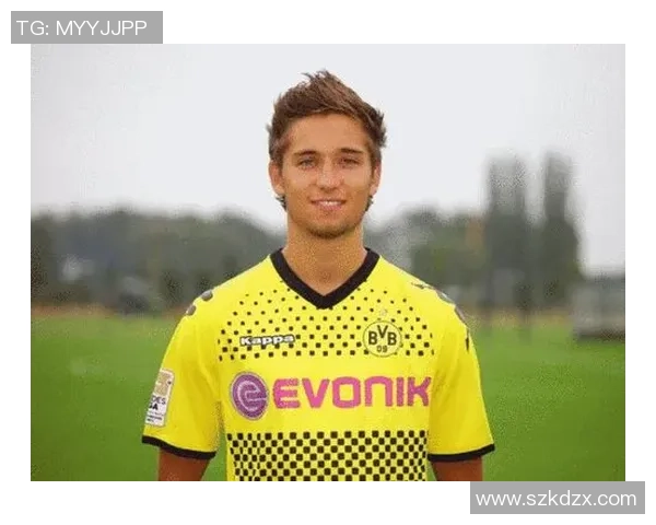 皇马足球球星刘星风采揭秘 谁是这位备受瞩目的新星 皇马足球球星刘星风采揭秘 谁是这位备受瞩目的新星