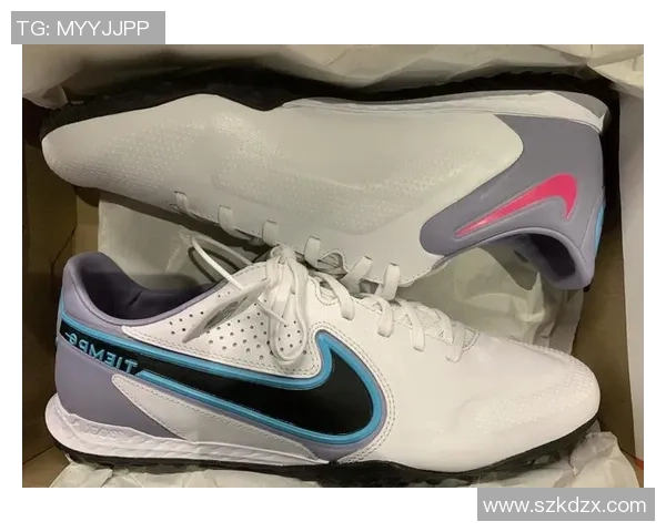 各大品牌足球鞋与球星合作解析探索明星球员与顶级鞋款的完美契合 各大品牌足球鞋与球星合作解析探索明星球员与顶级鞋款的完美契合