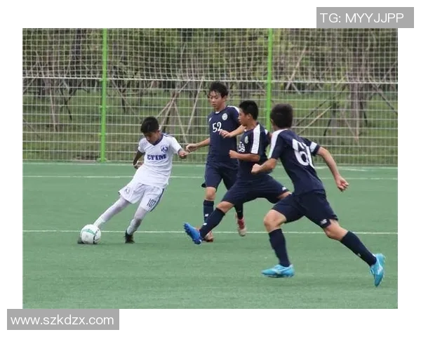 莱克带领球队迎接新挑战:从天赋少年到世界级球星的崛起之路 莱克带领球队迎接新挑战:从天赋少年到世界级球星的崛起之路