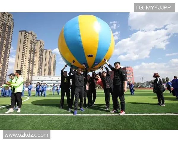 足球球星战歌中文翻译版:荣耀与梦想的赛场之歌 足球球星战歌中文翻译版:荣耀与梦想的赛场之歌